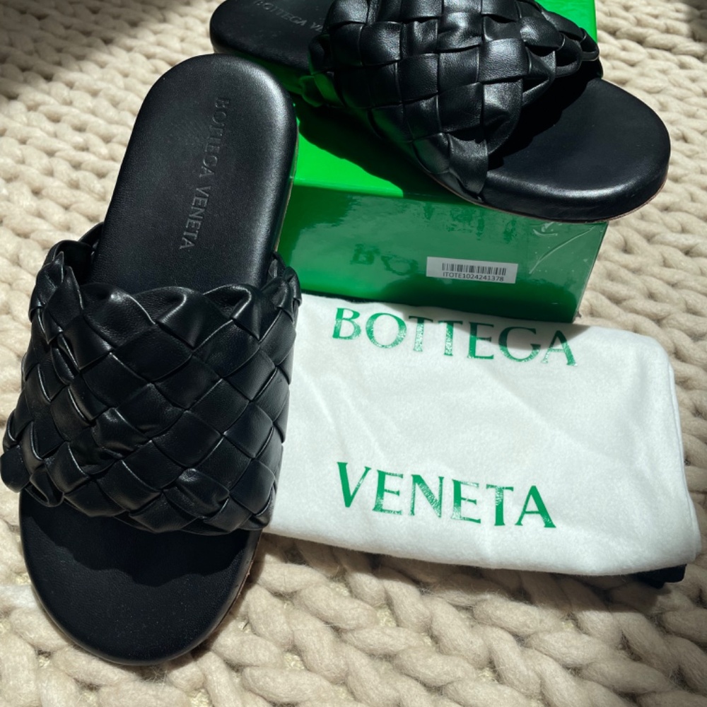 Bottegga Veneta Intrecciato Black Leather "Casette" Slides Men's EU 41/US 8